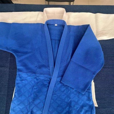 Seragam judo: perlengkapan olahraga yang memadukan tradisi dan modernitas